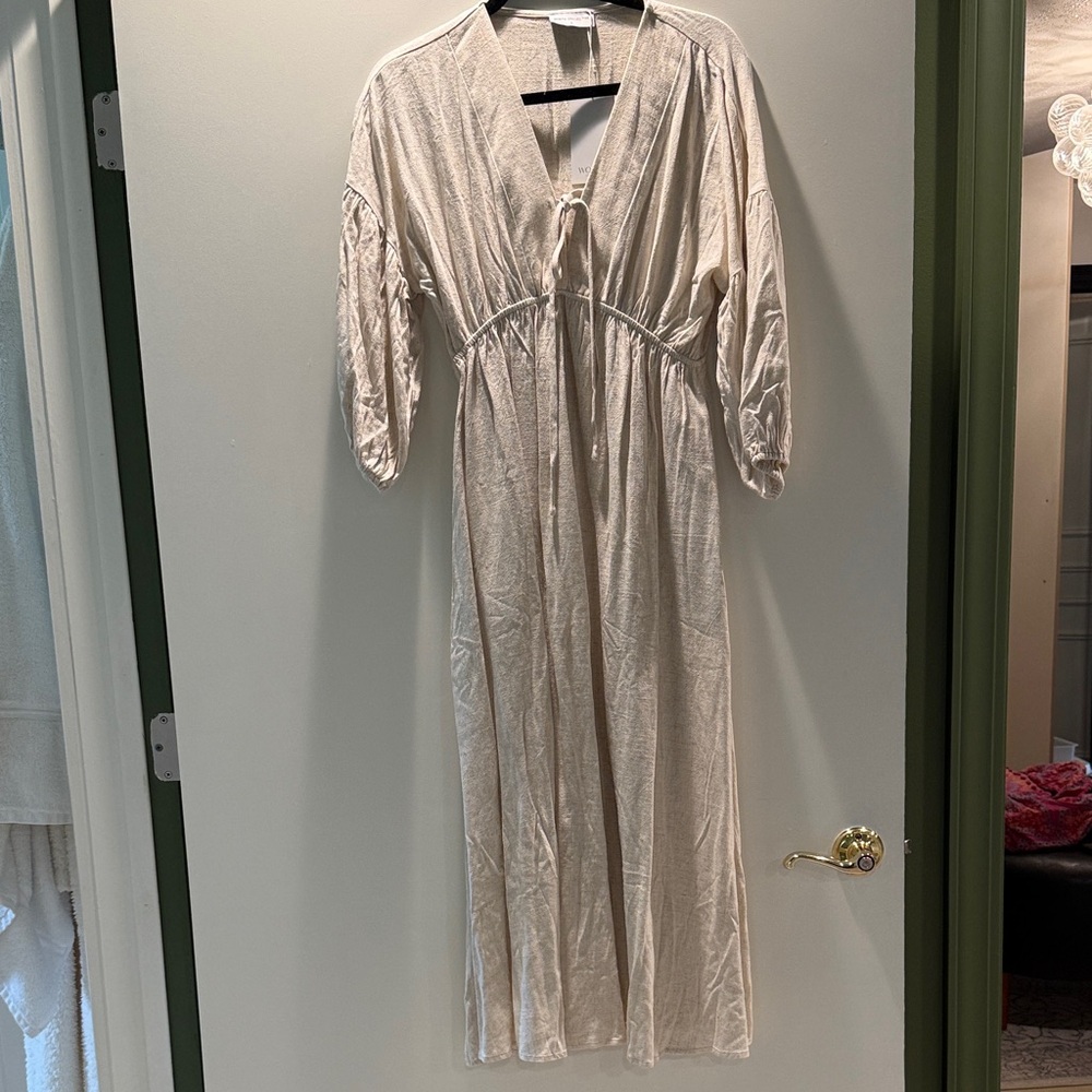 Elegant Cream Long Sleeve Dress